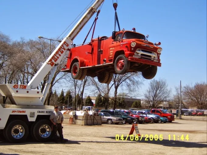 Roadside recovery vehicle
